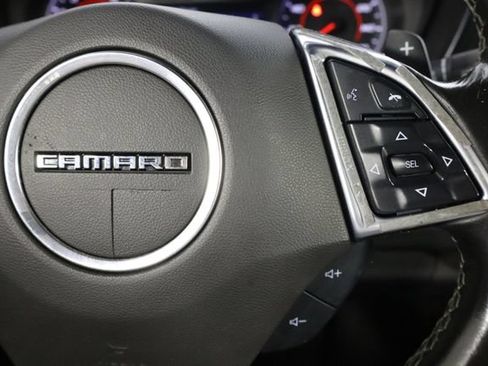 Used 2022 Chevrolet Camaro LT RWD image 10