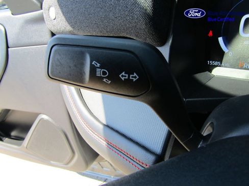 Certified 2025 Ford Explorer ST-Line w/ ST-Line Street Pack AWD/4WD image 28