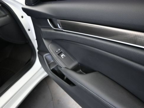 Used 2019 Honda Accord Sport image 23