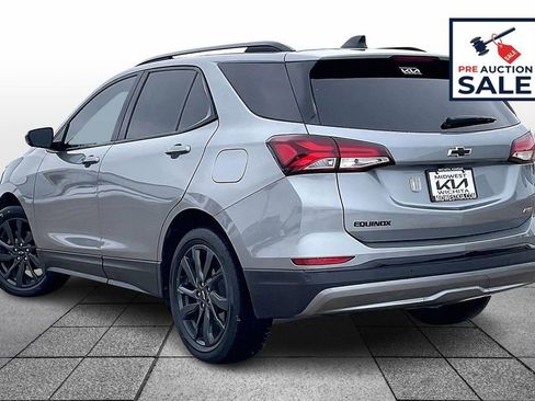 Used 2024 Chevrolet Equinox RS w/ LPO, Floor Liner Package FWD image 3