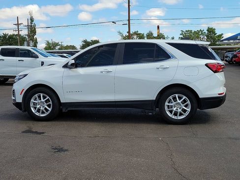 Used 2023 Chevrolet Equinox LT FWD image 2