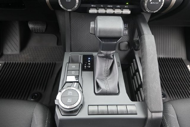 Used 2024 Toyota Tacoma SR5 AWD/4WD image 8