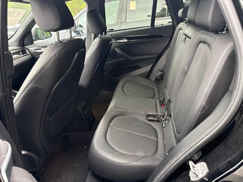 Used 2019 BMW X1 xDrive28i w/ Convenience Package AWD/4WD image 6