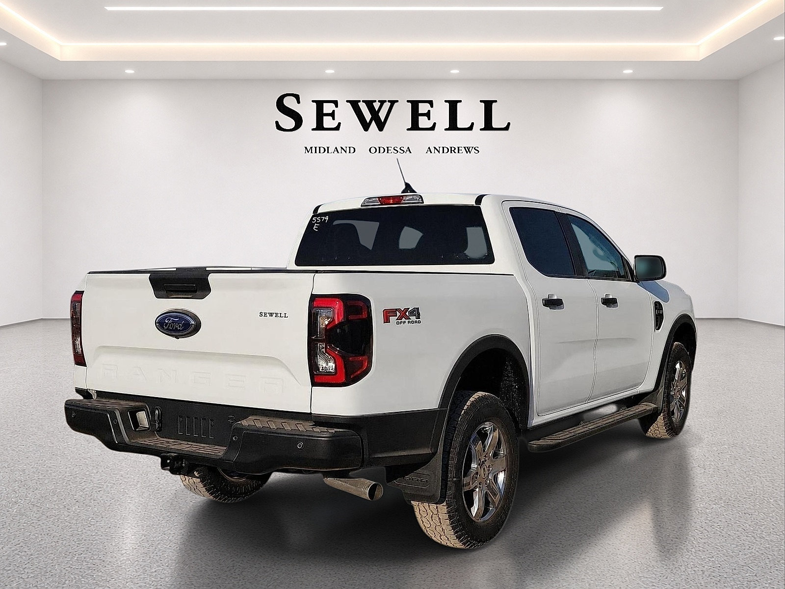 New 2026 Ford Ranger XLT w/ FX4 Off-Road Package AWD/4WD image 4