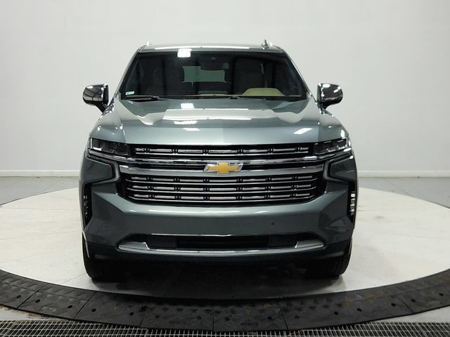 Used 2024 Chevrolet Tahoe Premier RWD image 3