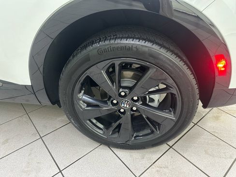 Used 2025 Buick Envision Sport Touring AWD/4WD image 15