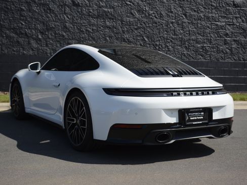 Certified 2026 Porsche 911 Carrera RWD image 3
