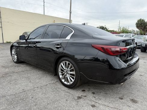 Used 2018 INFINITI Q50 Luxe w/ Essential Package (3.0T Luxe) RWD image 5