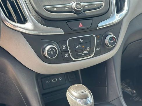 Certified 2020 Chevrolet Equinox LS AWD/4WD image 9