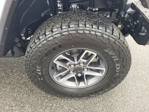 New 2026 Jeep Gladiator Mojave image 18