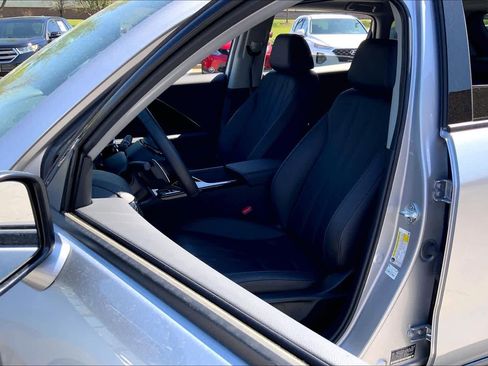 Used 2025 Acura ADX image 8