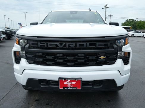 Certified 2022 Chevrolet Silverado 1500 Custom AWD/4WD image 10