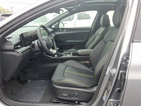New 2026 Kia K5 GT image 9