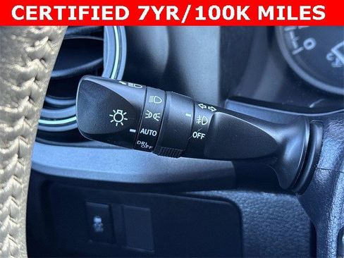 Used 2023 Toyota Tacoma TRD Off-Road image 26