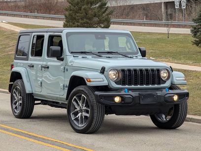 Used 2024 Jeep Wrangler Unlimited w/ Convenience Group