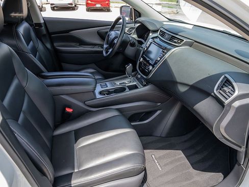 Used 2023 Nissan Murano SV FWD image 19