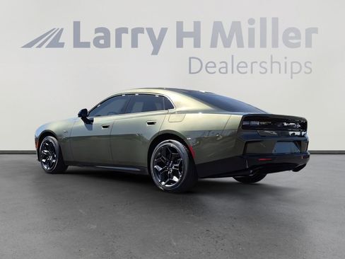 New 2026 Dodge Charger R/T w/ Driver Convenience Group AWD/4WD image 4