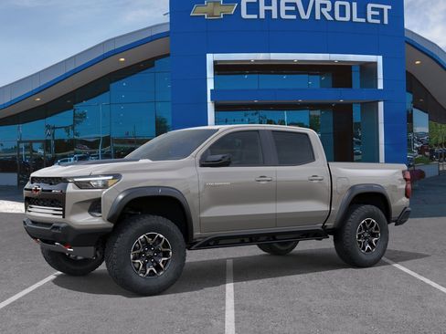 New 2026 Chevrolet Colorado ZR2 w/ Technology Package AWD/4WD image 26