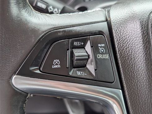 Used 2018 Buick Encore Preferred AWD/4WD image 21