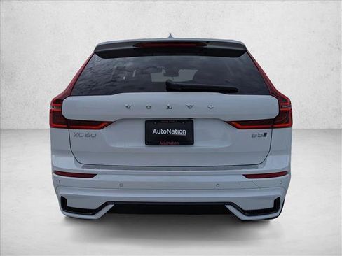 Used 2026 Volvo XC60 B5 Plus w/ Protection Package Premier AWD/4WD image 8