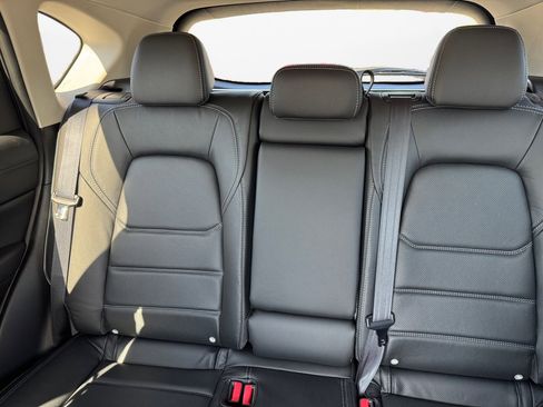 Used 2025 MAZDA CX-5 AWD 2.5 S w/ Preferred Package image 15