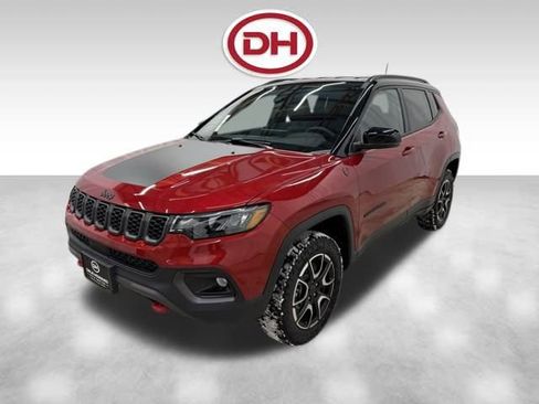 New 2026 Jeep Compass Trailhawk w/ Trailer Tow Group image 8