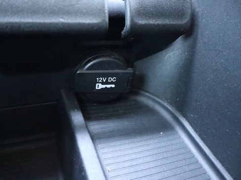 Used 2017 RAM 1500 Big Horn AWD/4WD image 18