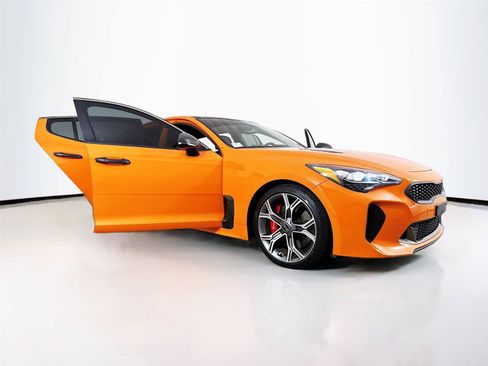 Used 2019 Kia Stinger GTS RWD image 14