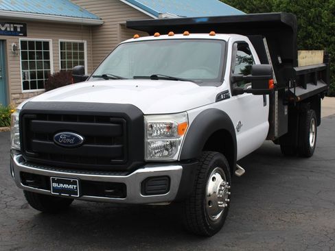 Used 2016 Ford F550 4x4 Regular Cab Super Duty image 12