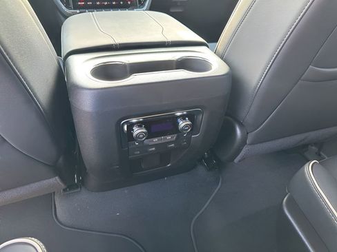 New 2026 GMC Yukon XL Elevation w/ Elevation Premium Package AWD/4WD image 26