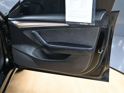 Used 2022 Tesla Model 3 RWD image 39