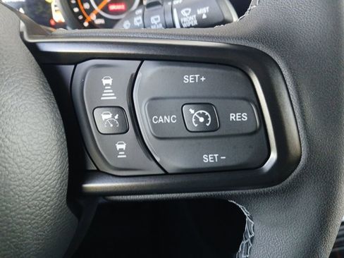 New 2026 Jeep Wrangler Unlimited Rubicon AWD/4WD image 25