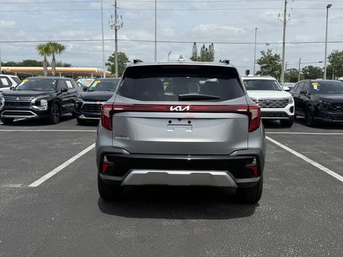 New 2026 Kia Seltos S FWD image 5