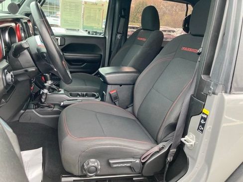 Used 2023 Jeep Wrangler Rubicon w/ Cold Weather Group AWD/4WD image 15