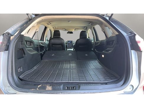 Used 2022 Ford Edge Titanium AWD/4WD image 11