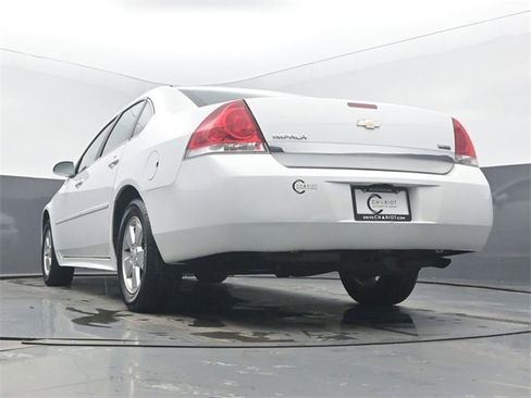Used 2011 Chevrolet Impala LS image 46