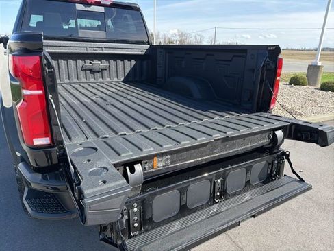 New 2026 Chevrolet Silverado 2500 ZR2 w/ LPO, Dark Essentials Package image 10