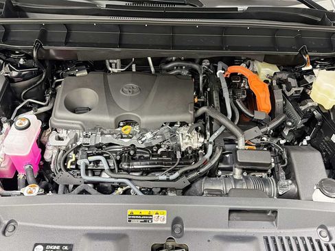 Certified 2026 Toyota Highlander Platinum AWD/4WD image 32