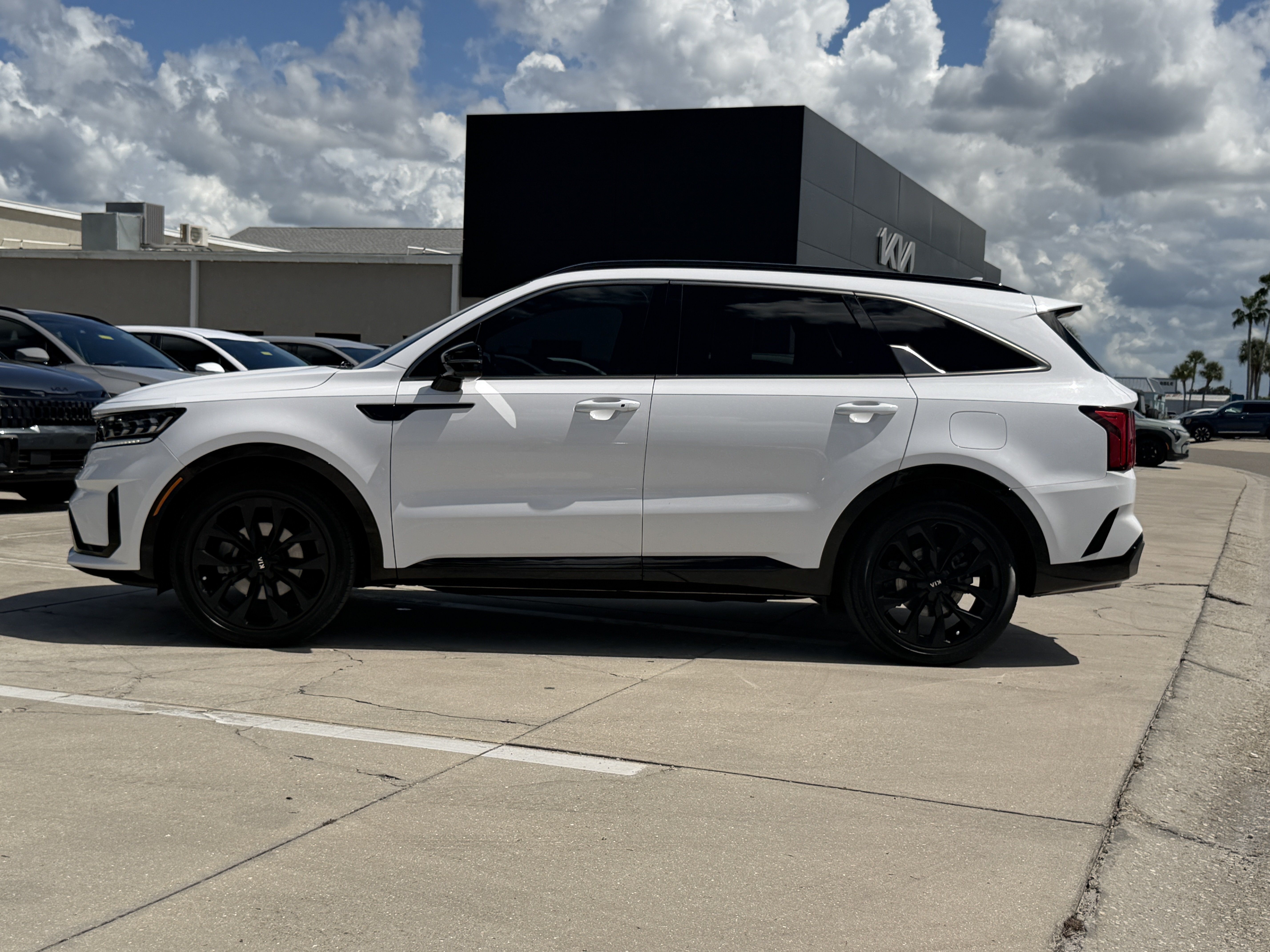 Certified 2021 Kia Sorento SX FWD image 3