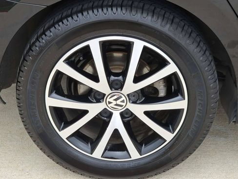 Used 2017 Volkswagen Jetta SE FWD image 31