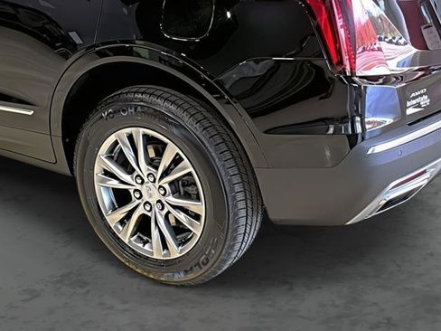 Used 2022 Cadillac XT5 Premium Luxury AWD/4WD image 11
