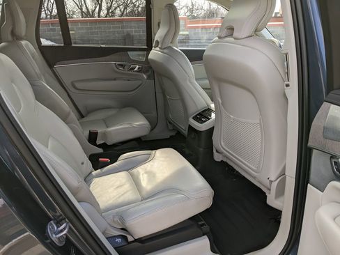 Certified 2023 Volvo XC90 T8 Ultimate image 25