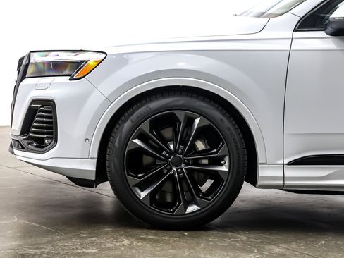 New 2026 Audi Q7 3.0T Premium Plus image 10