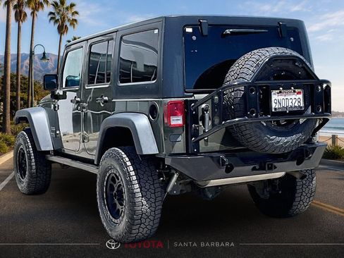 Used 2015 Jeep Wrangler Unlimited Sport w/ Quick Order Package 24S AWD/4WD image 4