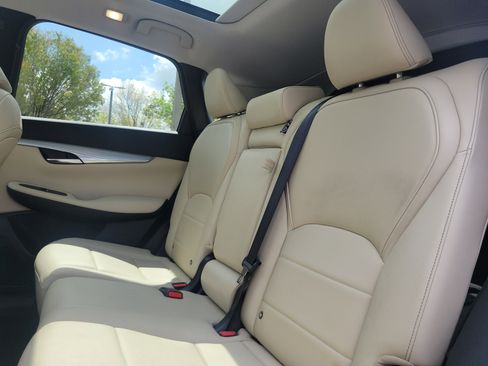 Used 2020 INFINITI QX50 Luxe FWD image 10