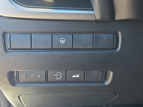 New 2026 Nissan Rogue SV w/ Cold Weather Package FWD image 25