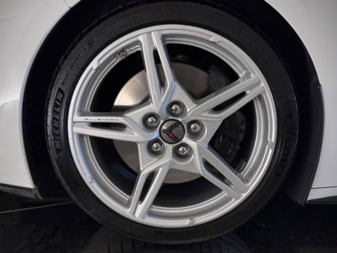 Used 2023 Chevrolet Corvette Stingray Premium Cpe w/ Z51 Performance Package image 28