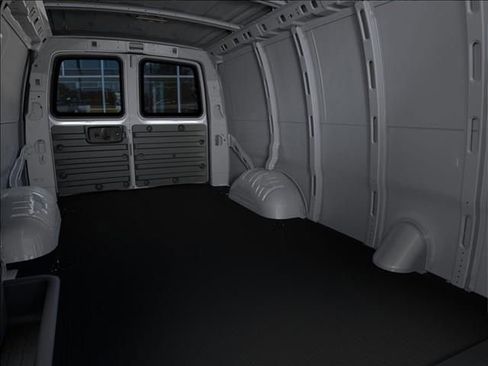 New 2025 GMC Savana 2500 w/ Communications Package image 17