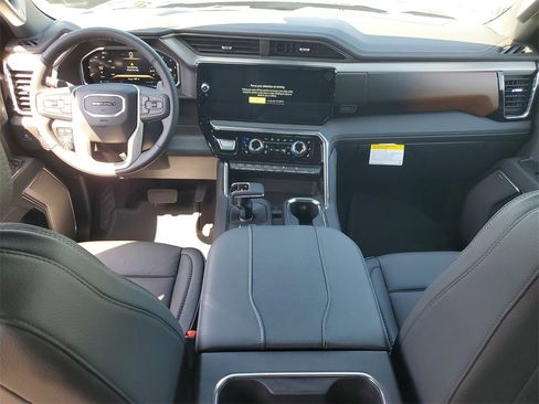 New 2026 GMC Sierra 1500 Denali w/ Denali Reserve Package image 7
