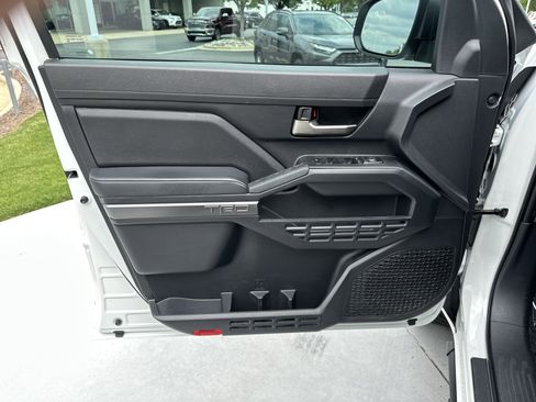 Used 2024 Toyota Tacoma TRD Sport RWD image 14